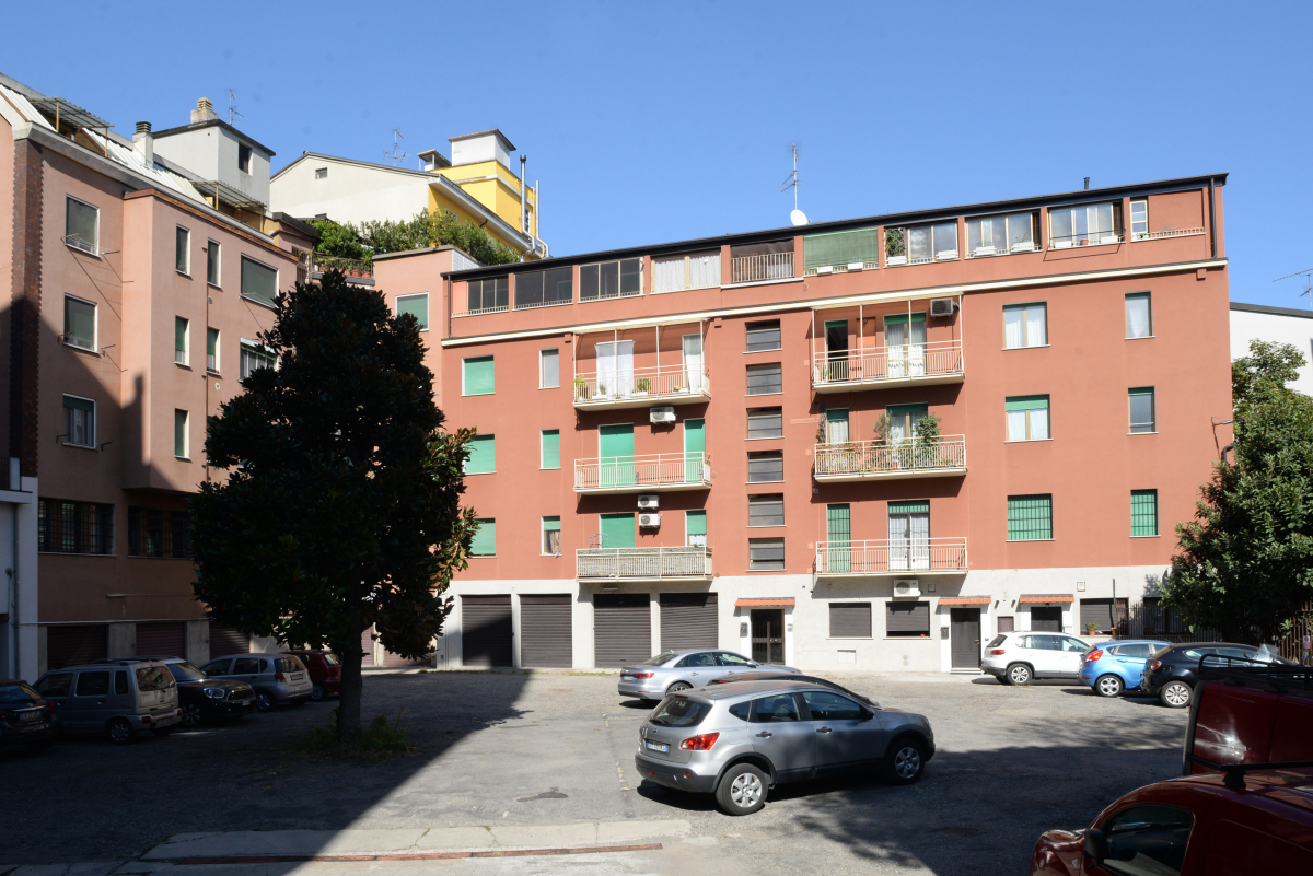 Posto auto Viale Cassala 49