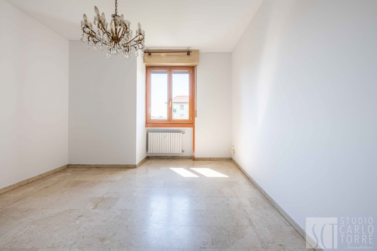 Trilocale viale Pisa 5