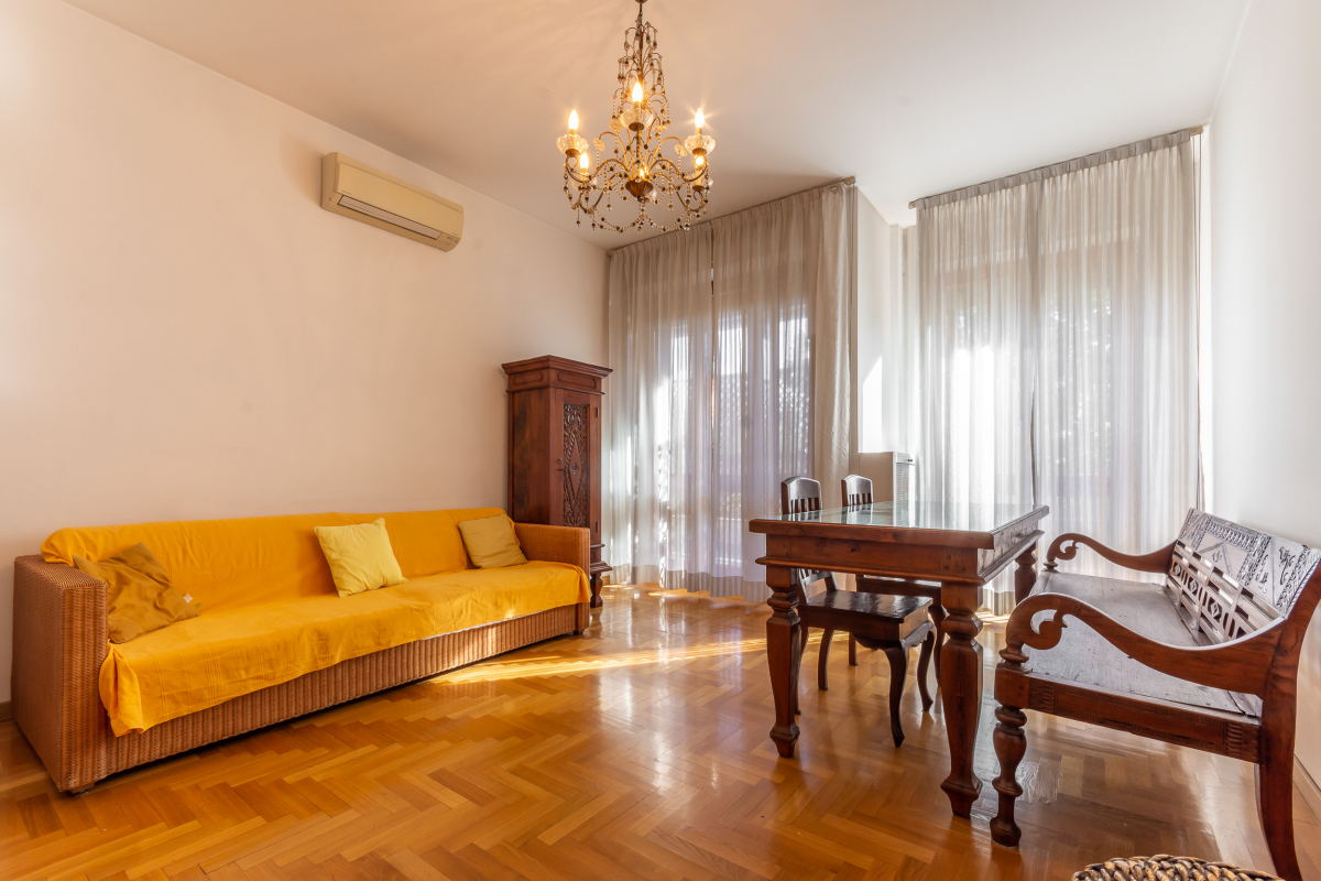 Trilocale Viale Cassala 61